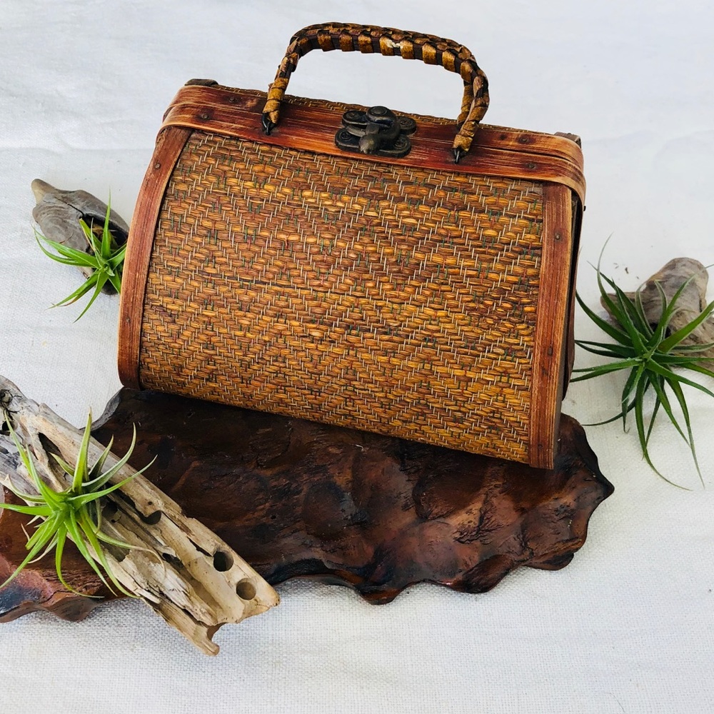Vintage Wood/Straw Basket Clutch